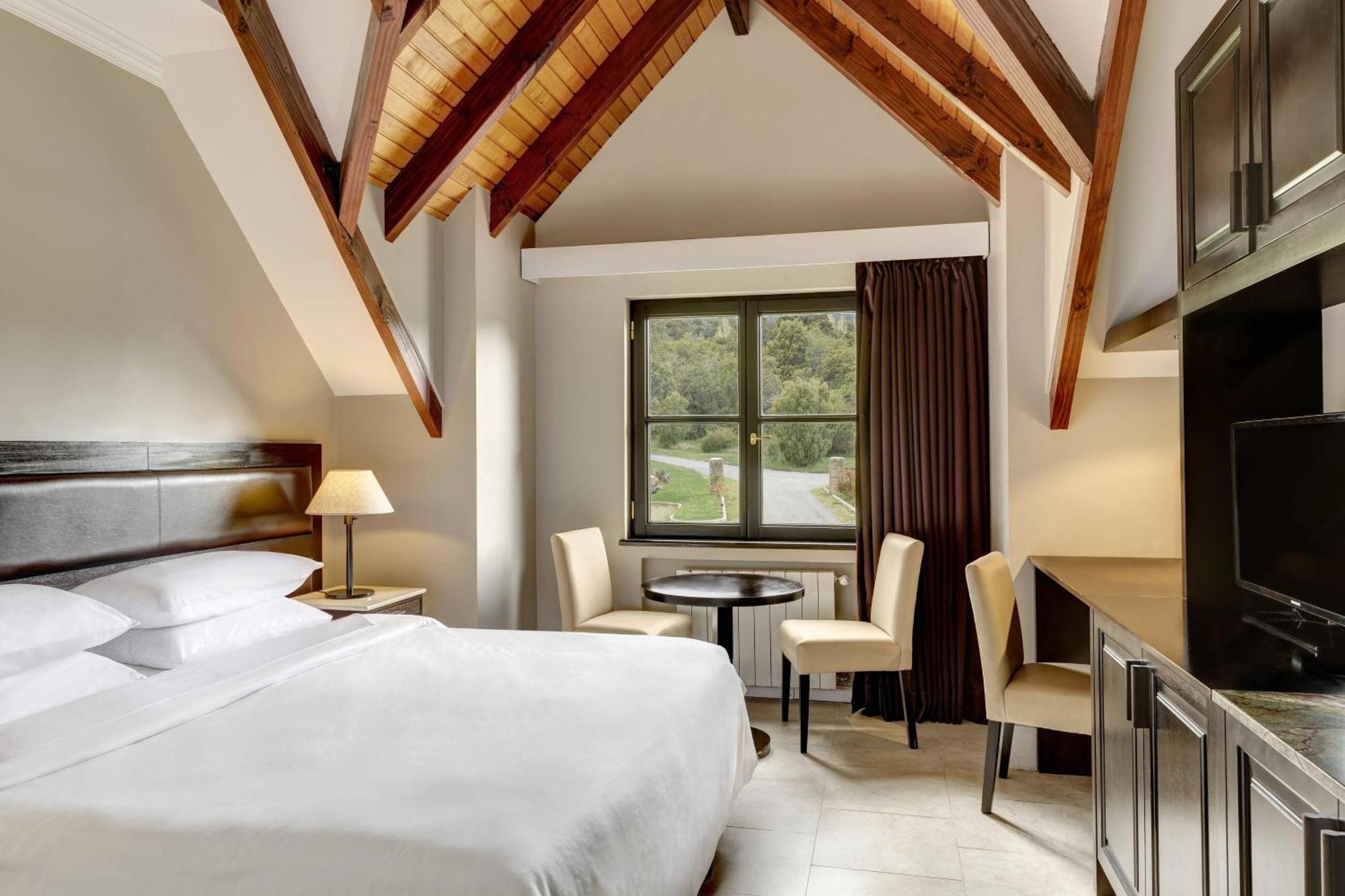 Arelauquen Lodge, A Tribute Portfolio Hotel San Carlos de Bariloche Exterior photo